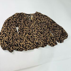 Blu Pepper Top Women’s Large Buttok Down Blouson Long Sleeve Cheetah Brown New
